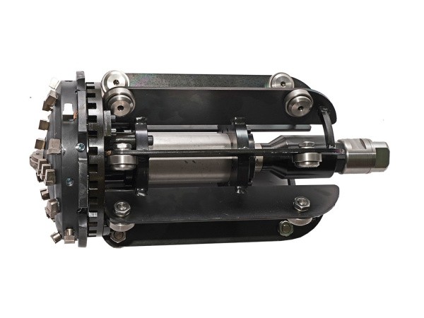 Фрезерная насадка тип VI (для труб 250 мм). Очищаемый диаметр 222,5 мм. Фрезерная насадка тип VI (для труб 250 мм). Очищаемый диаметр 222,5 мм.