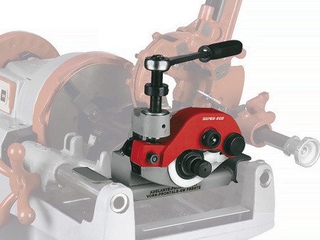 Устройство для накатки желобков на трубах со станком Устройство для накатки желобков на трубах со станком