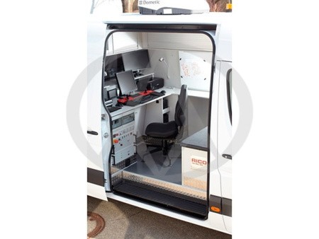 Отсек оператора роботизированной системы телеинспекции HIGHLANDER