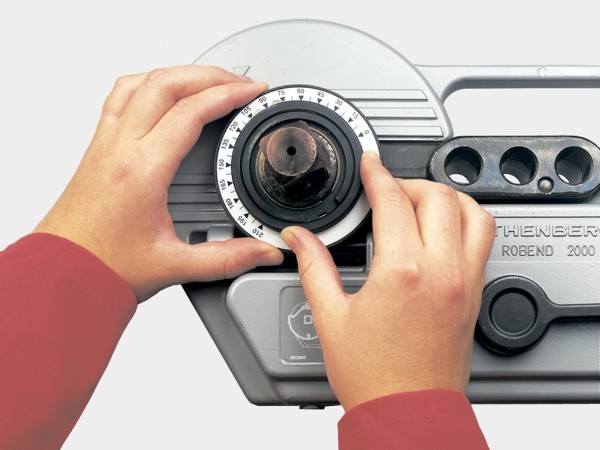 Электр.трубогиб РОБЕНД 4000, установка угла